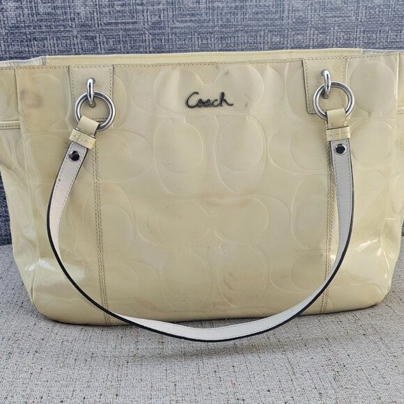Coach Handbags - Coach Ladies Shoulder Bag Purse Cream Patent Leather Hand Bag Tote Large Bag